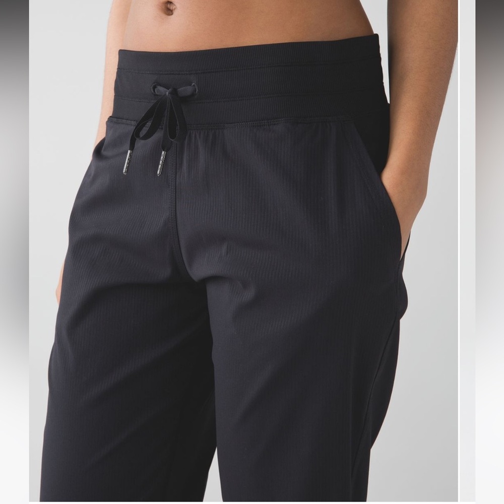 On Hold-Lululemon Studio Crop II pants, size 4
